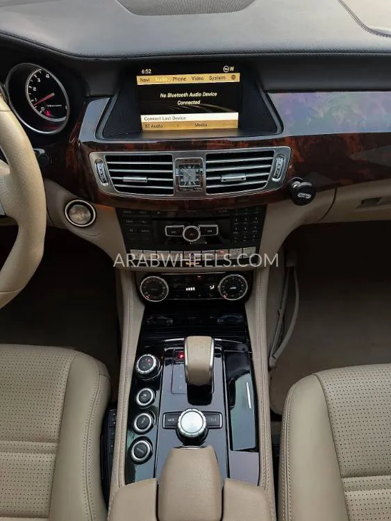 Mercedes Benz CLS Class 2012 for Sale in Sharjah Image-9