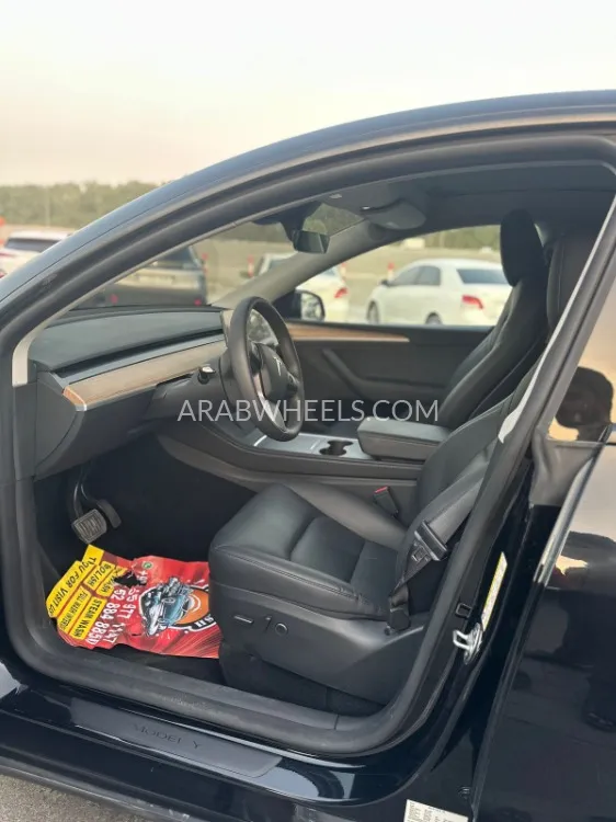 Tesla Model Y 2024 for Sale in Sharjah Image-9