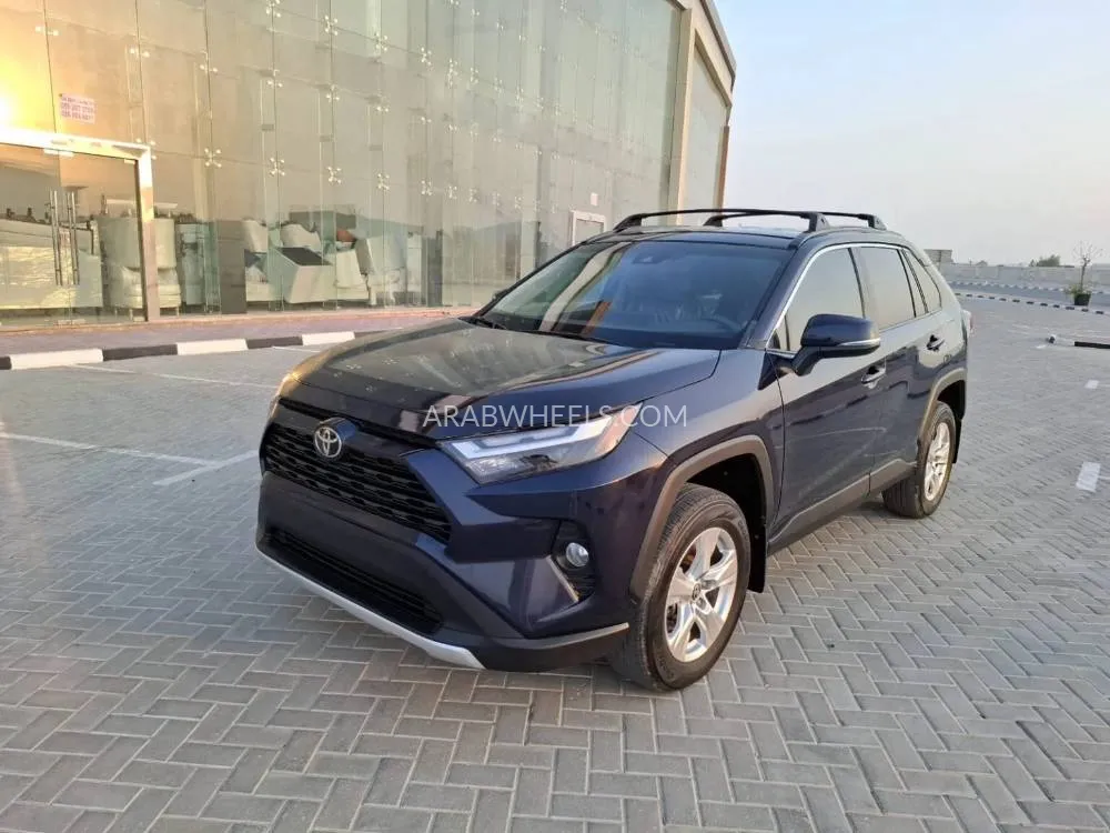 Toyota Rav4 2023 for Sale in Ajman Image-6