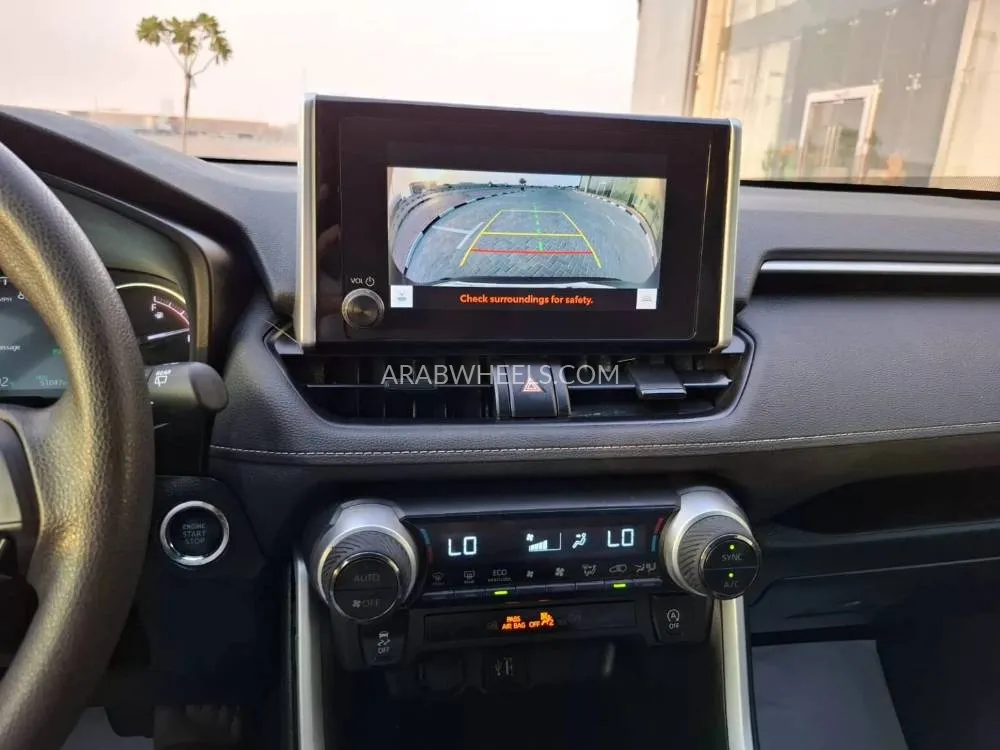 Toyota Rav4 2023 for Sale in Ajman Image-12