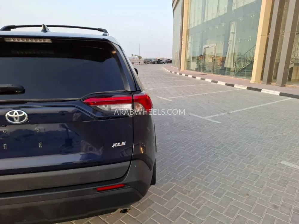 Toyota Rav4 2023 for Sale in Ajman Image-17