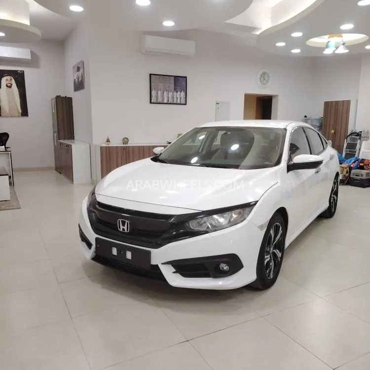 Honda Civic 2019 for Sale in Sharjah Image-2