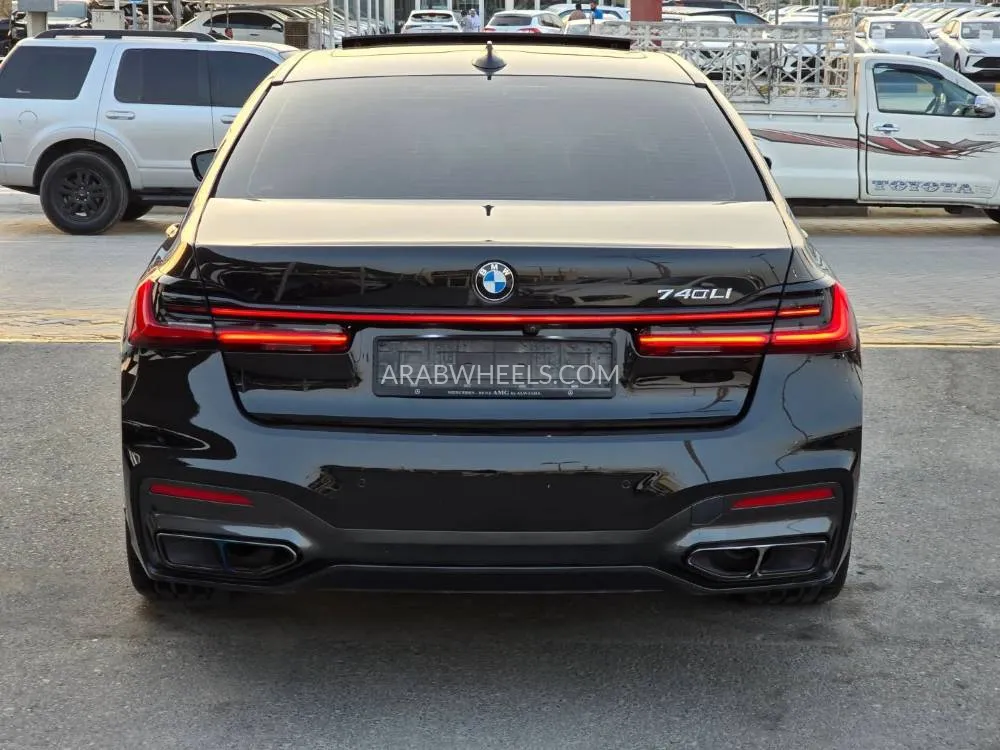 بي إم دبليو الفئة السابعة 2019 for Sale in دبي Image-16