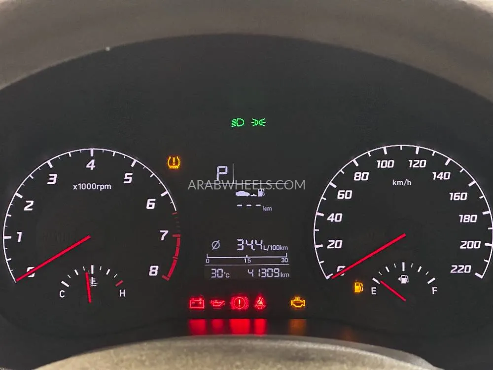 Hyundai Accent 2023 for Sale in Dubai Image-8