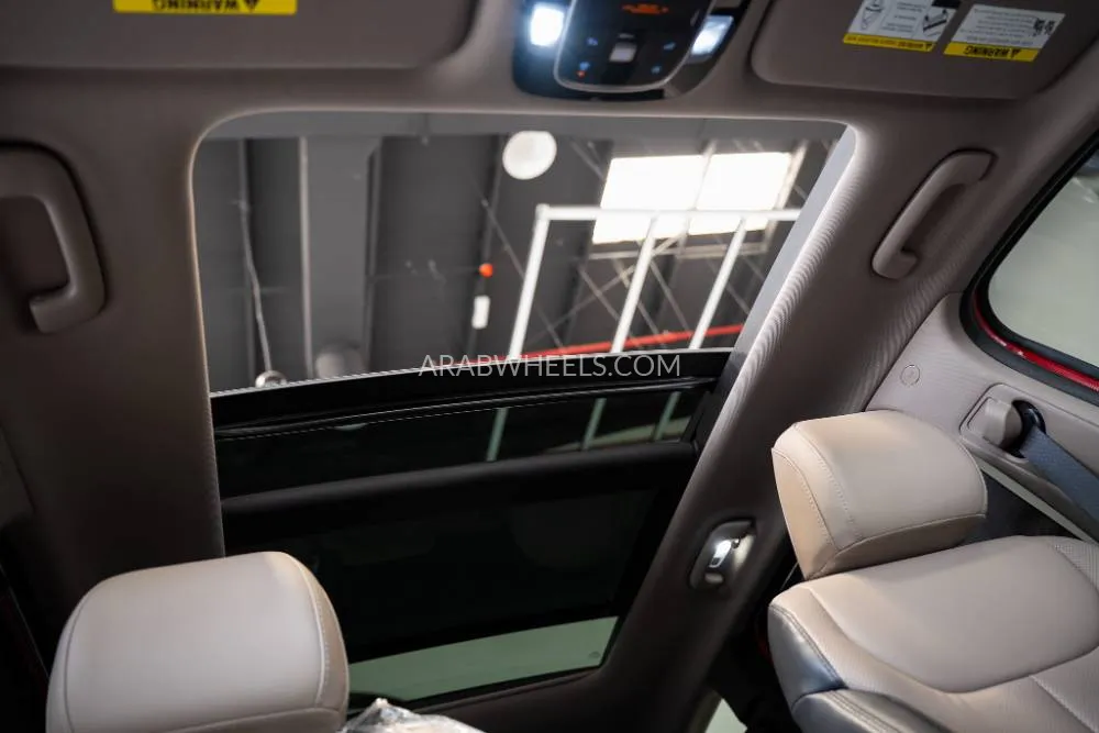 هيونداي سانتا في 2023 for Sale in أم القيوين Image-15