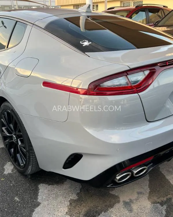 كيا ستينجر 2020 for Sale in الشارقة Image-8