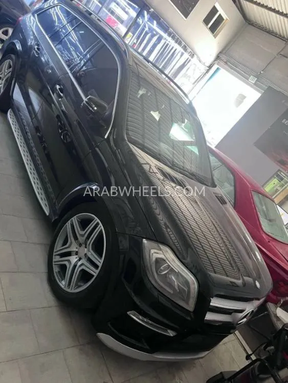 Mercedes Benz GL Class 2014 for Sale in Ajman Image-1