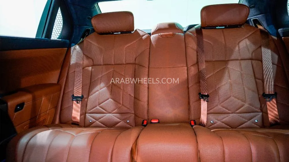 BMW 7 series 2024 for Sale in Abu Dhabi Image-14