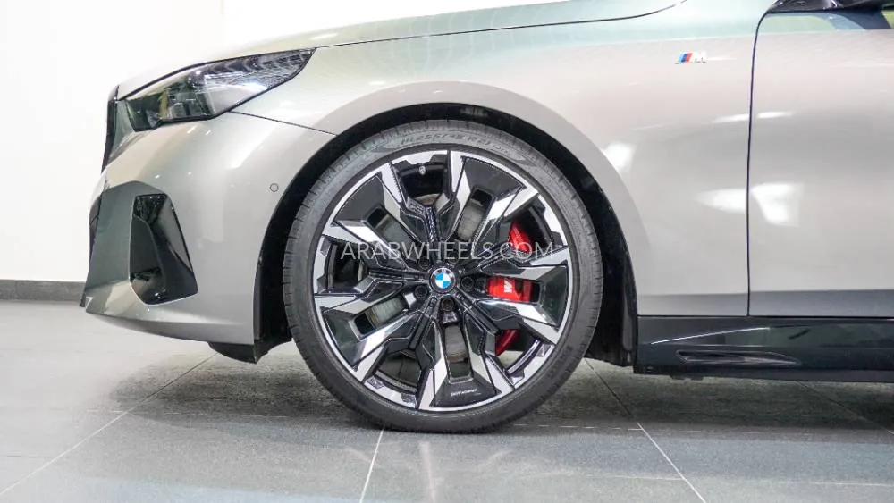 BMW i5 2024 for Sale in Abu Dhabi Image-6