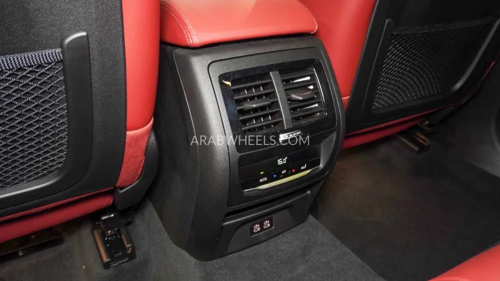 بي إم دبليو X4 2025 for Sale in أبو ظبي Image-13