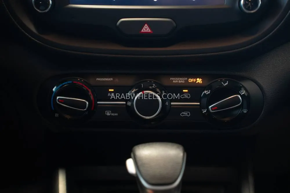 Kia Soul 2022 for Sale in Umm Al Quwain Image-12
