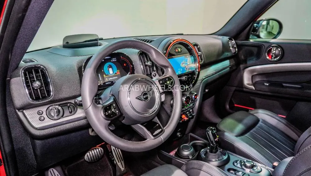 Mini Cooper 2024 for Sale in Abu Dhabi Image-8