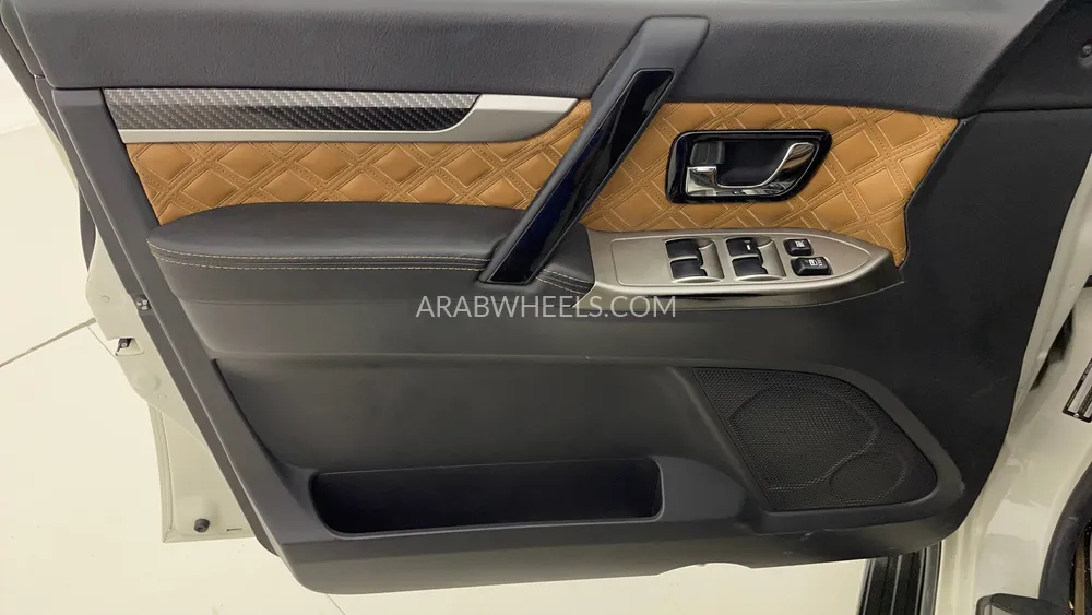 ميتسوبيشي باجيرو 2020 for Sale in دبي Image-19