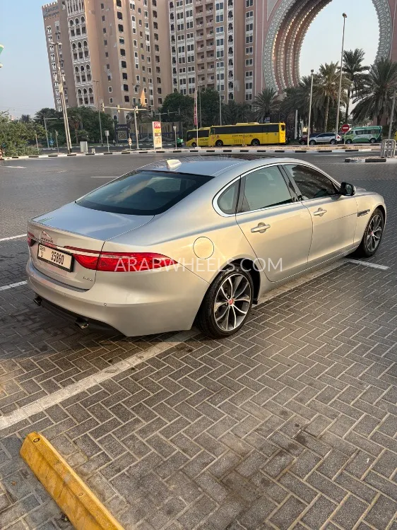 Jaguar XF 2017 for Sale in Dubai Image-3