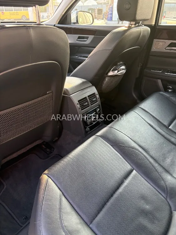 Jaguar XF 2017 for Sale in Dubai Image-8