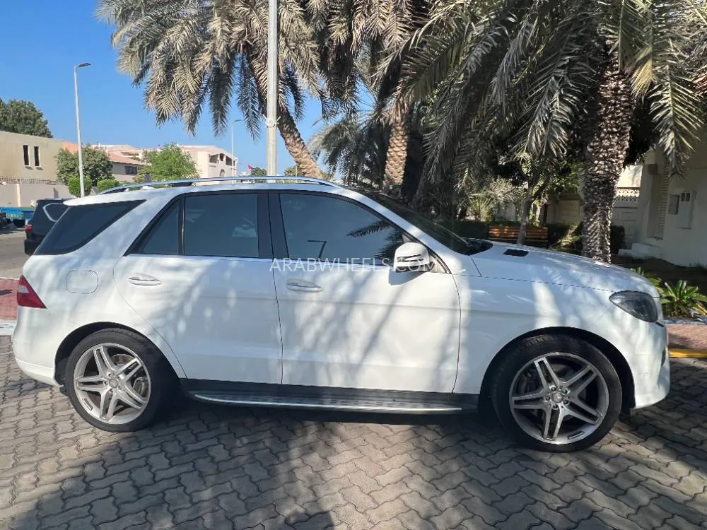 مرسيدس بنز ML Class 2014 for Sale in أبو ظبي Image-2