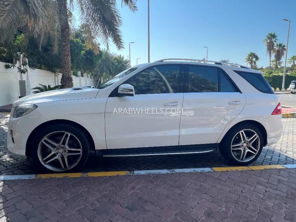 مرسيدس بنز ML Class 2014 for Sale in أبو ظبي Image-10