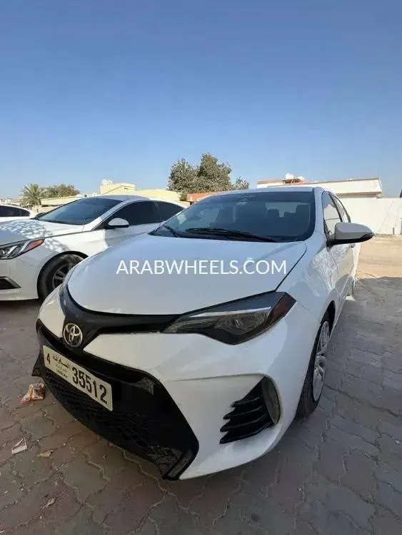 Toyota Corolla 2018 for Sale in Ajman Image-3