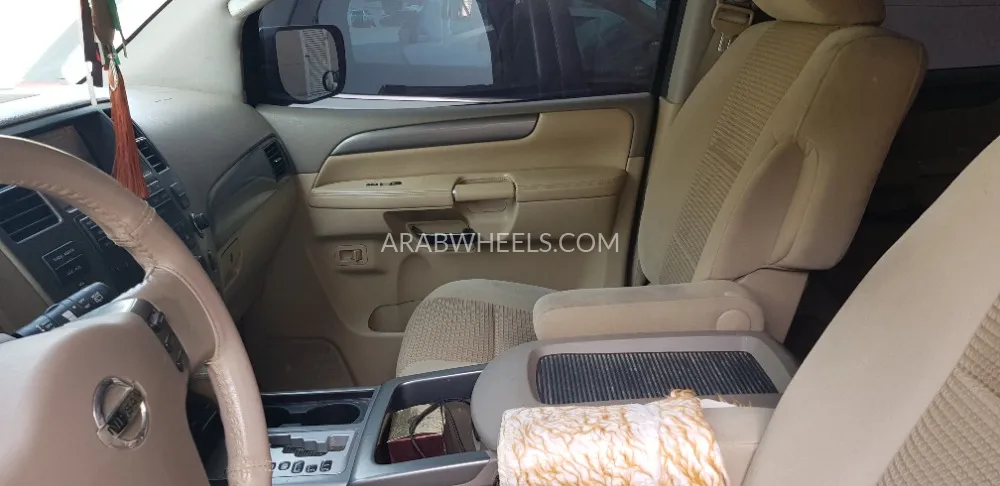 نيسان أرمادا 2011 for Sale in الشارقة Image-7