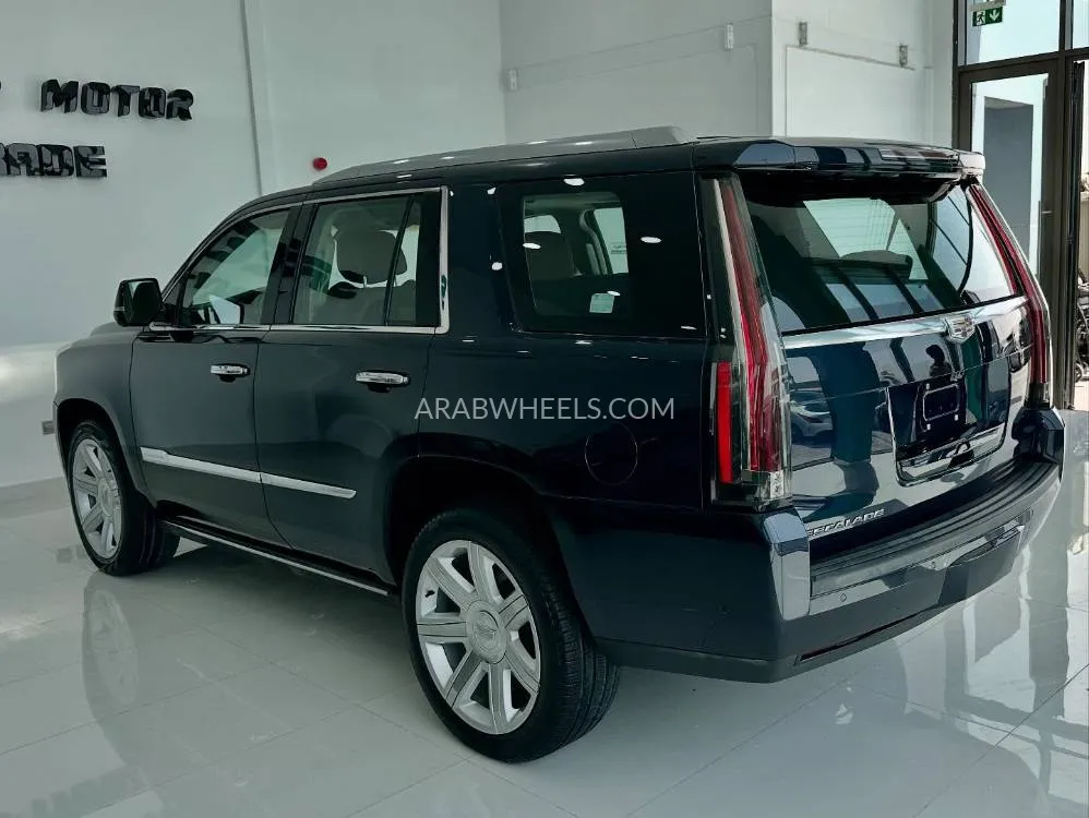 Cadillac Escalade 2017 for Sale in Abu Dhabi Image-10