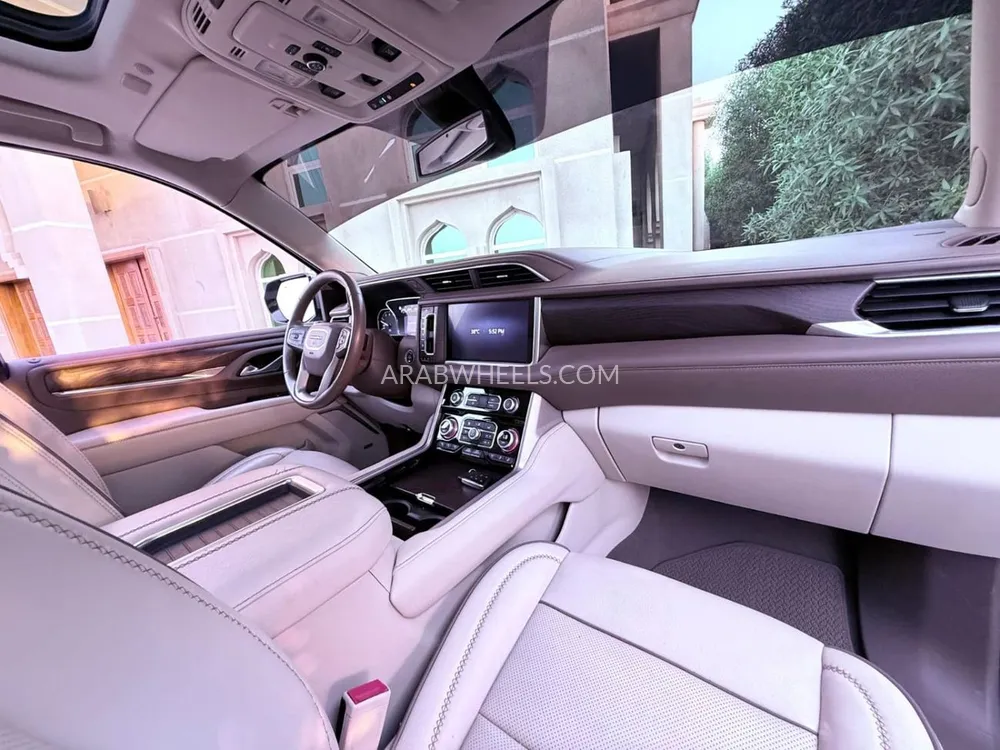 GMC Yukon 2021 for Sale in Dubai Image-8