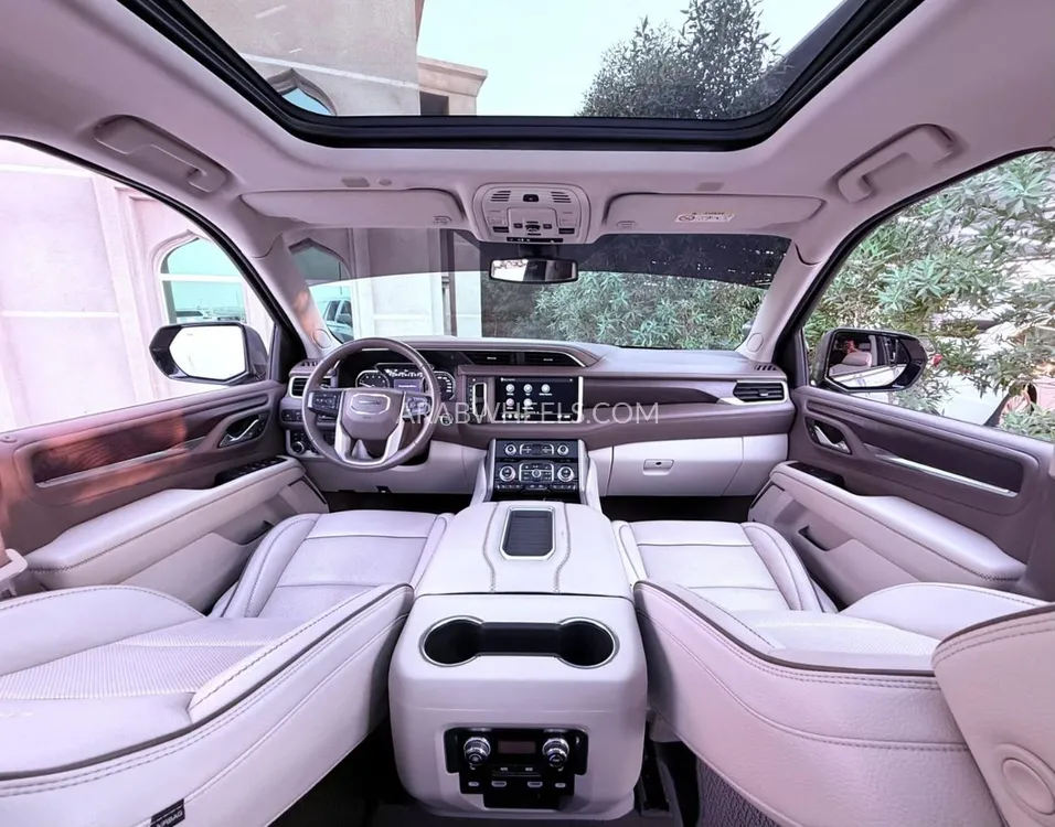 GMC Yukon 2021 for Sale in Dubai Image-9