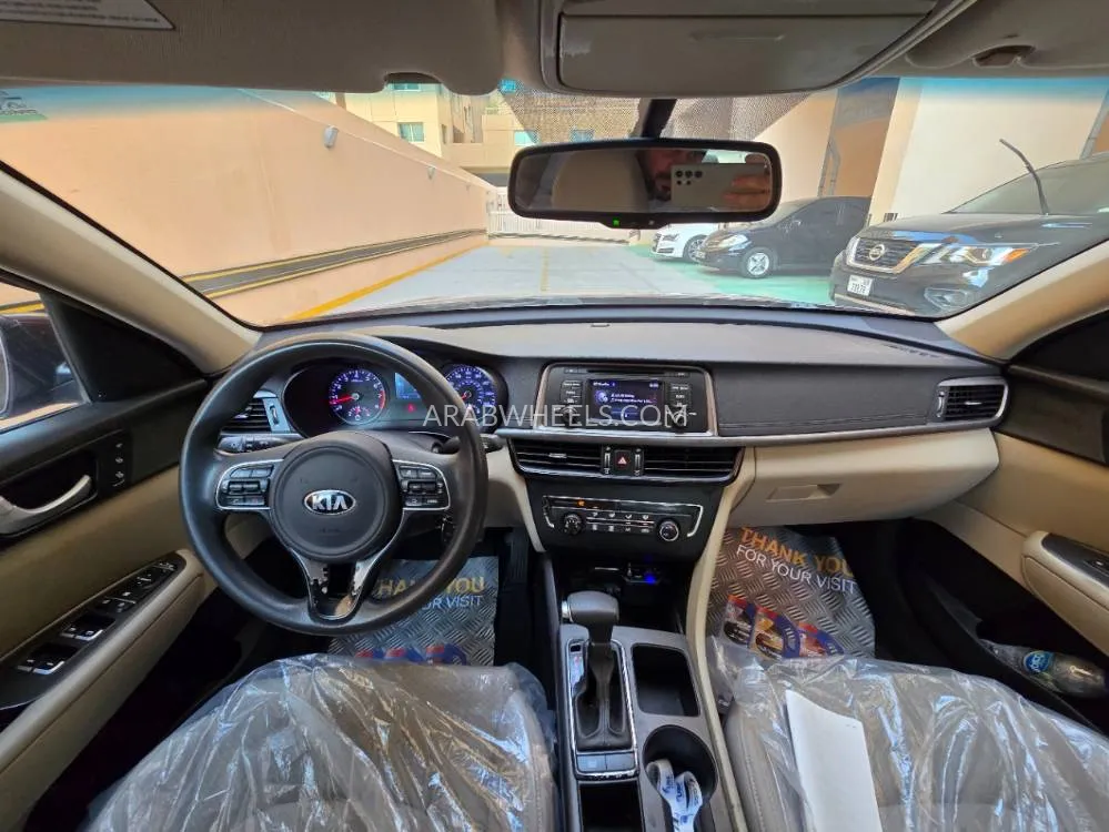 Kia Optima 2016 for Sale in Dubai Image-8