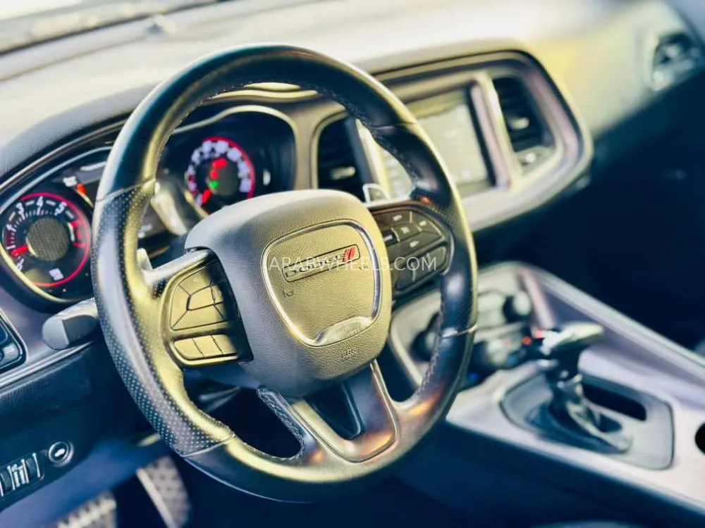 دودج تشالينجر 2023 for Sale in الشارقة Image-7