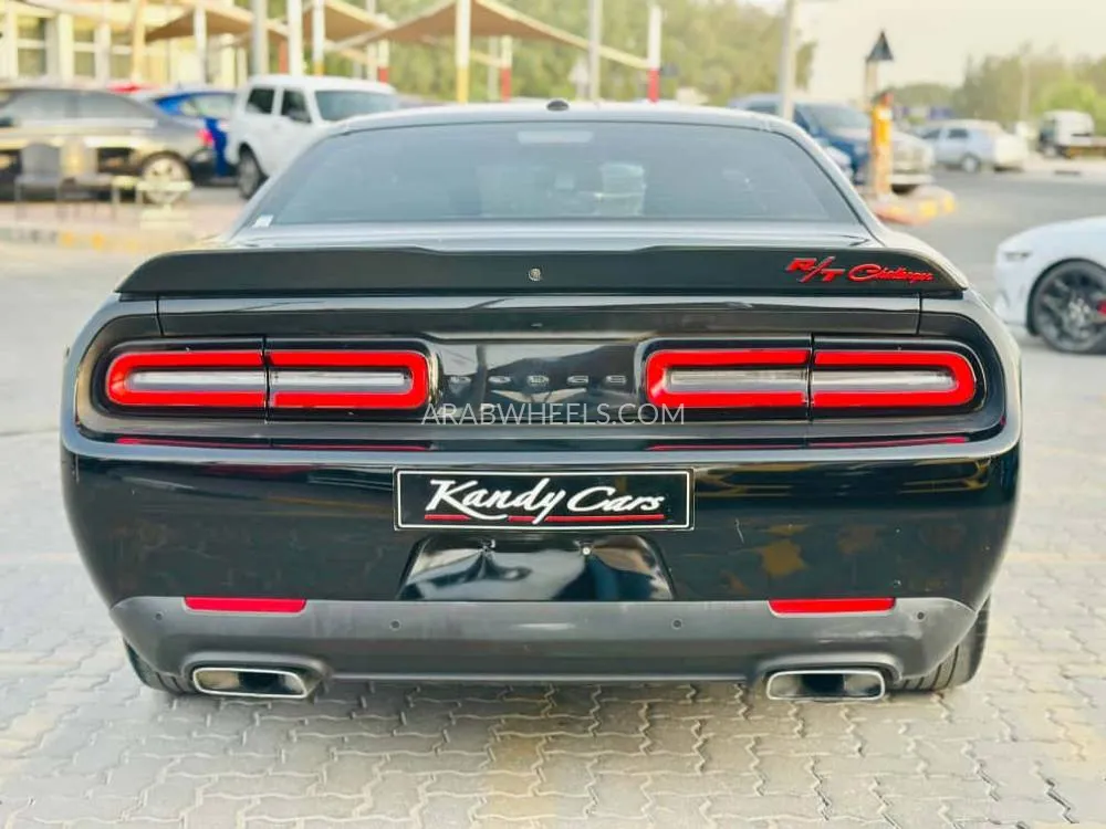 دودج تشالينجر 2023 for Sale in الشارقة Image-12