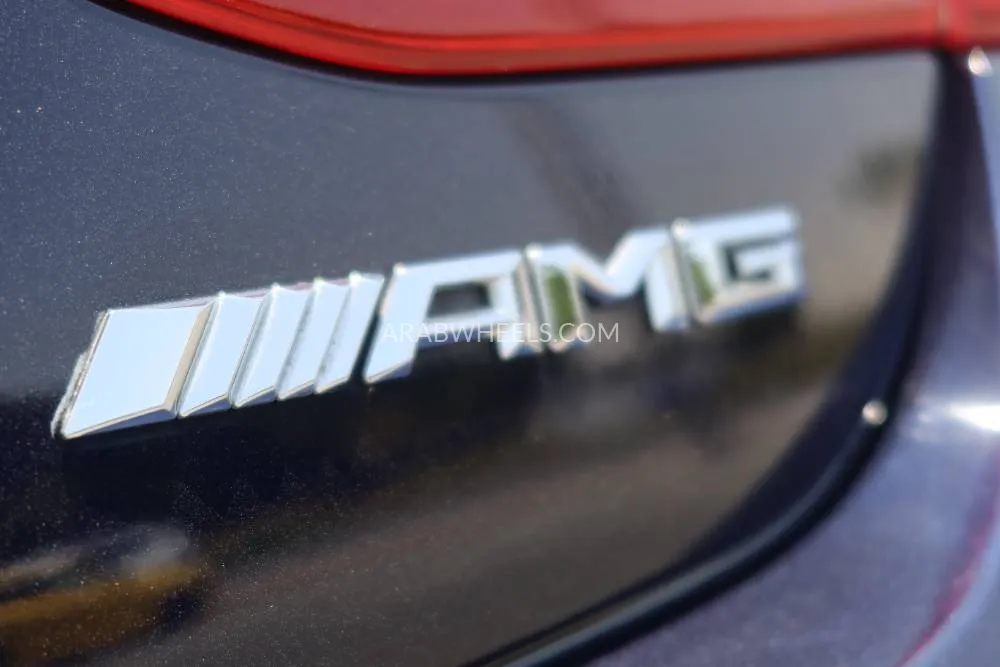 Mercedes Benz E Class 2018 for Sale in Dubai Image-7