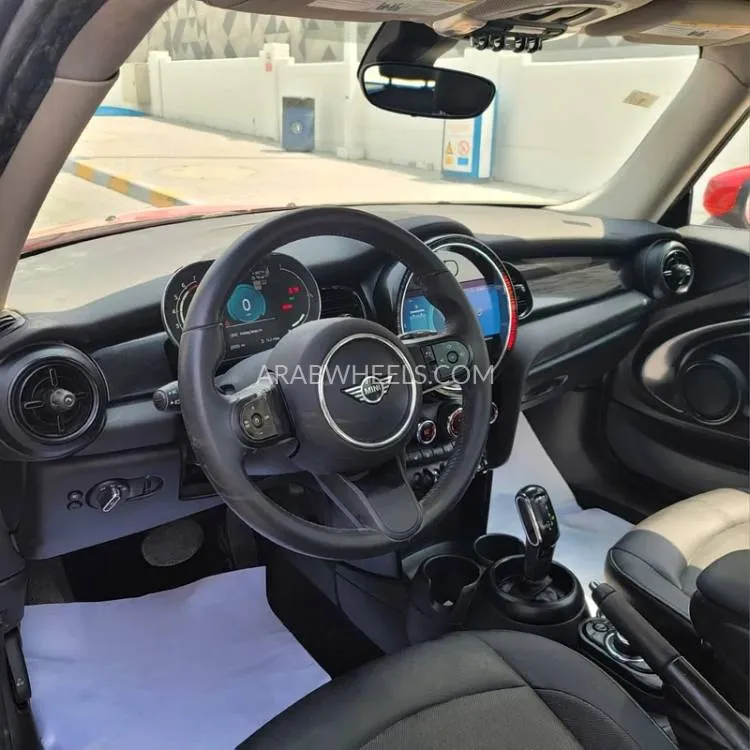 Mini Cooper 2022 for Sale in Sharjah Image-5