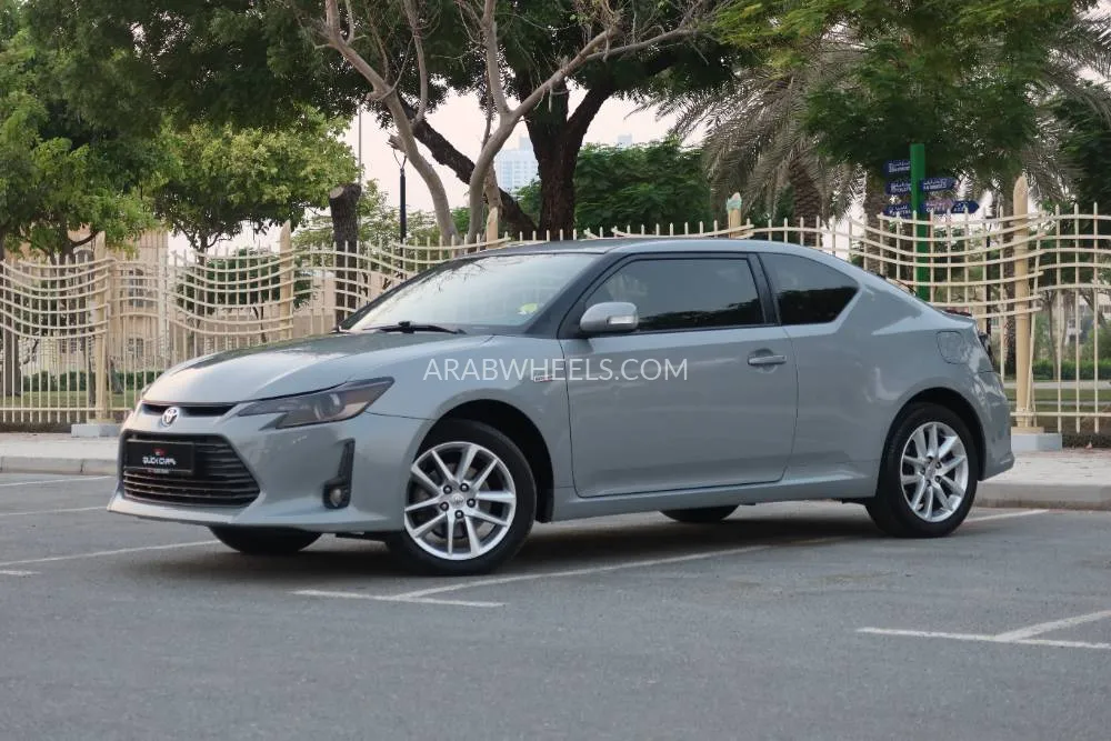 Toyota Zelas 2014 for Sale in Dubai Image-4