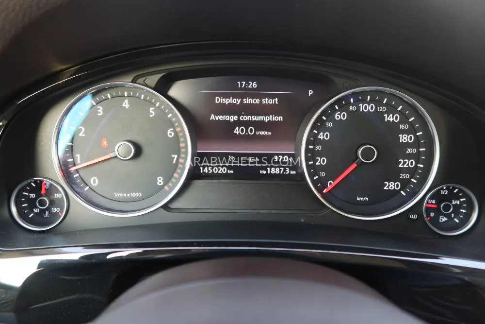 Volkswagen Touareg 2014 for Sale in Dubai Image-10