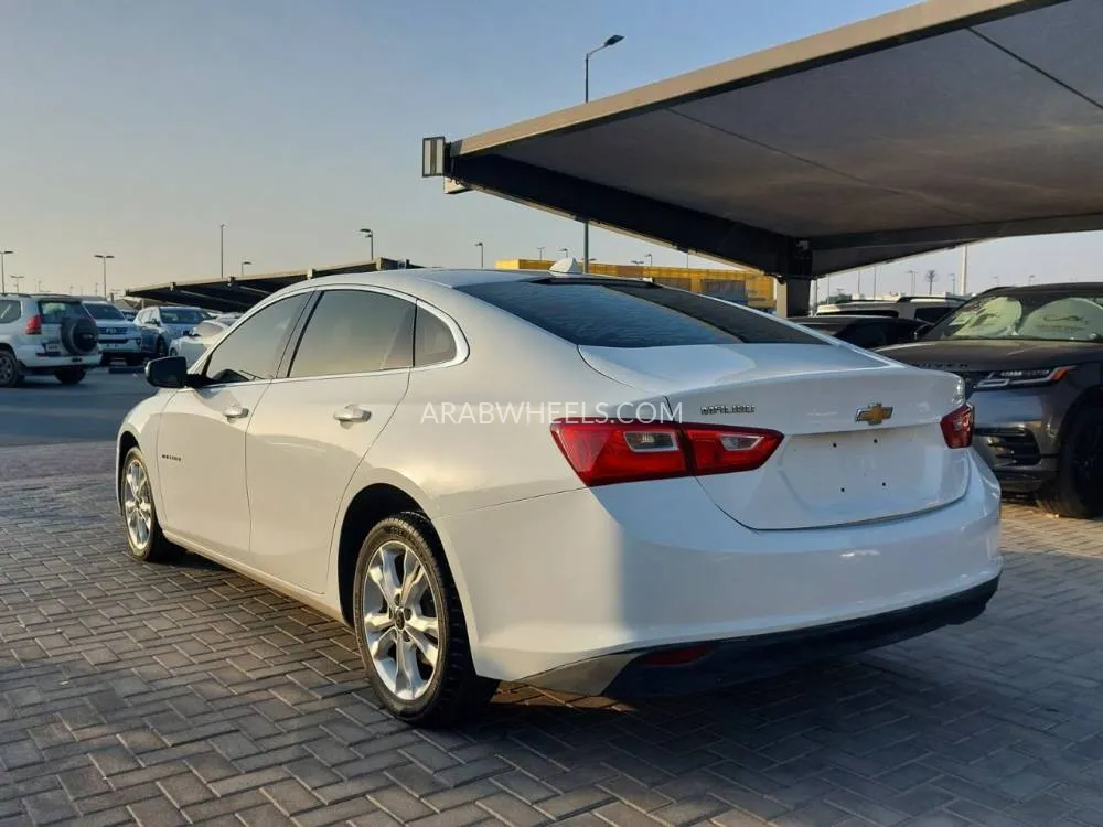 Chevrolet Malibu 2020 for Sale in Sharjah Image-6