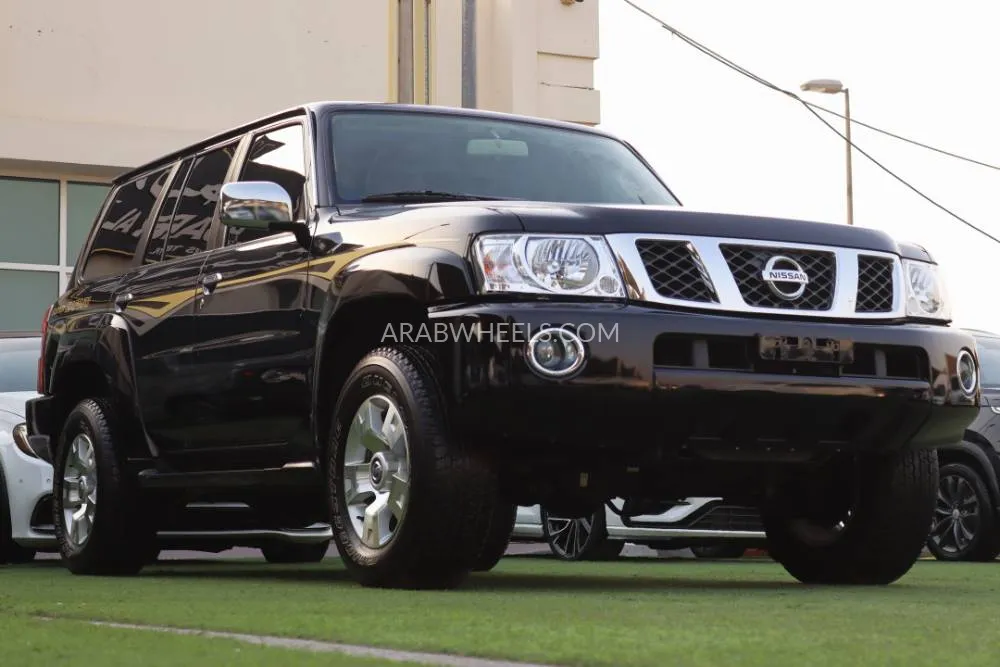 نيسان باترول 2024 for Sale in الشارقة Image-1