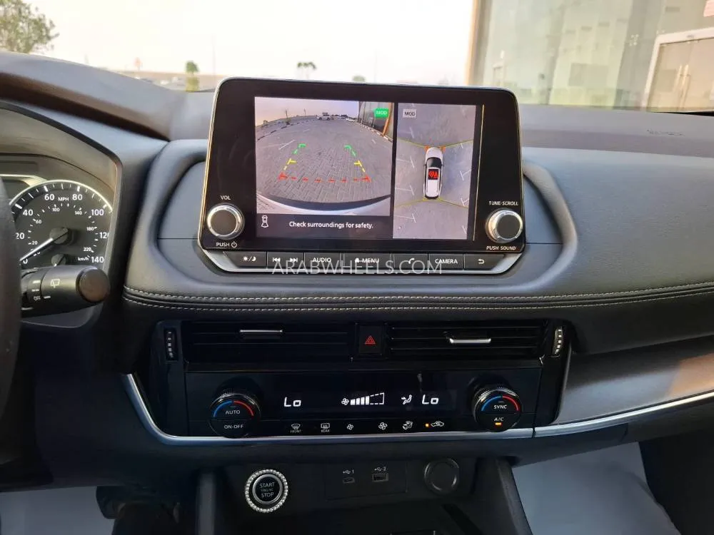 Nissan Rogue 2021 for Sale in Ajman Image-12