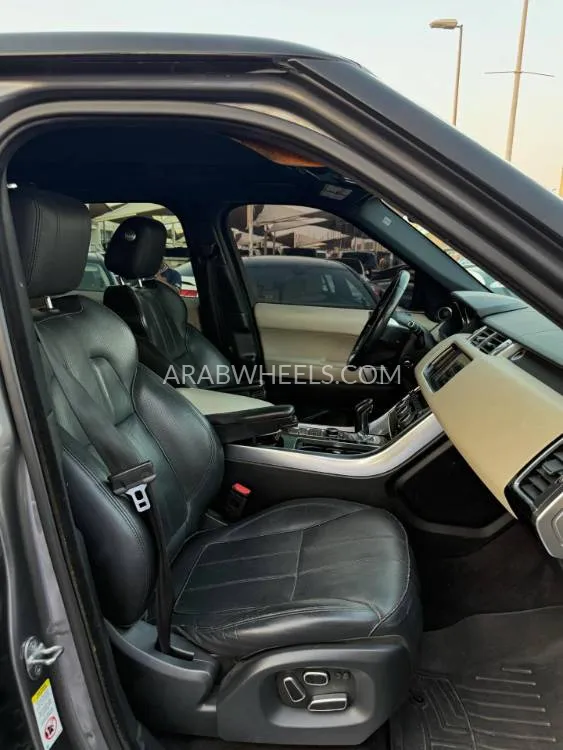 Land Rover Range Rover Sport 2015 for Sale in Sharjah Image-6