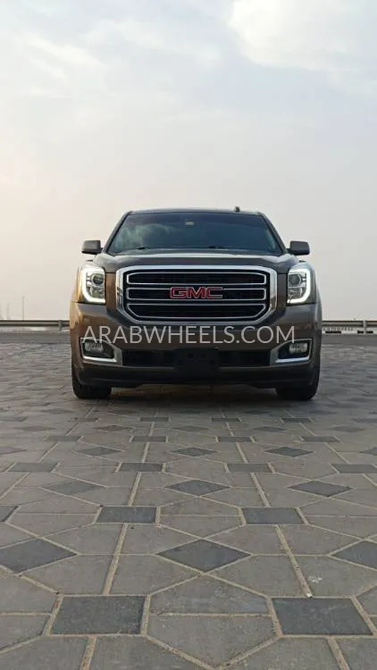 GMC Yukon XL 2015 for Sale in Ajman Image-4
