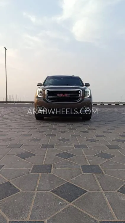 GMC Yukon XL 2015 for Sale in Ajman Image-5