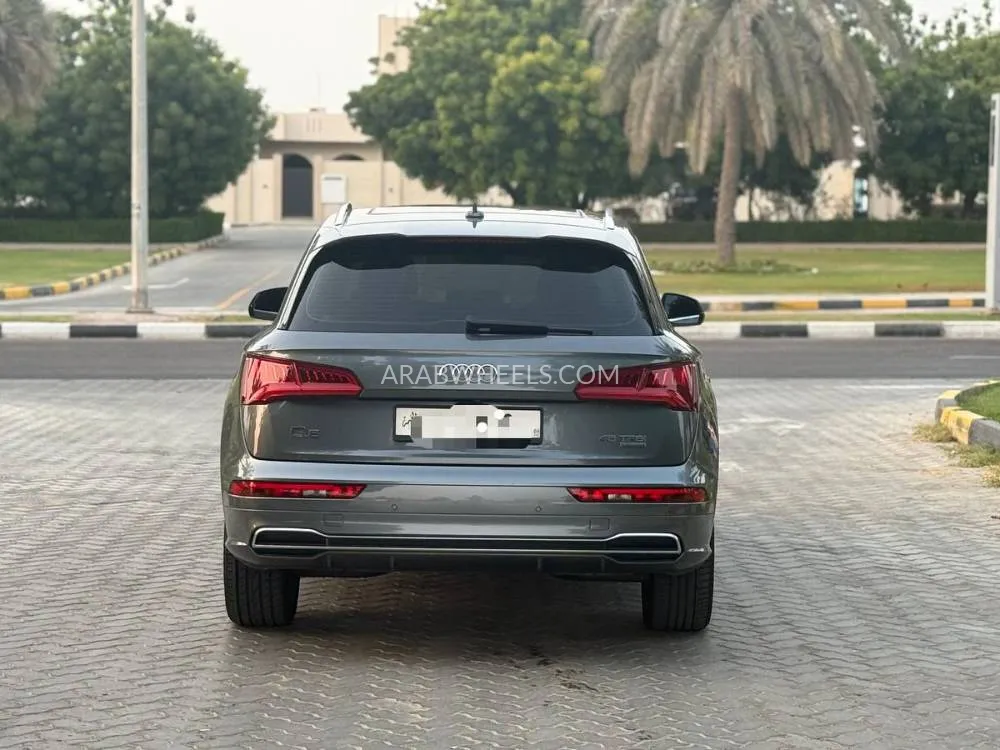 Audi Q5 2019 for Sale in Sharjah Image-13