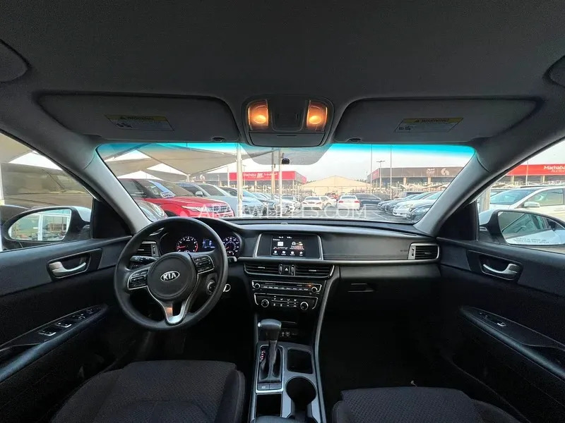 Kia Optima 2018 for Sale in Sharjah Image-7
