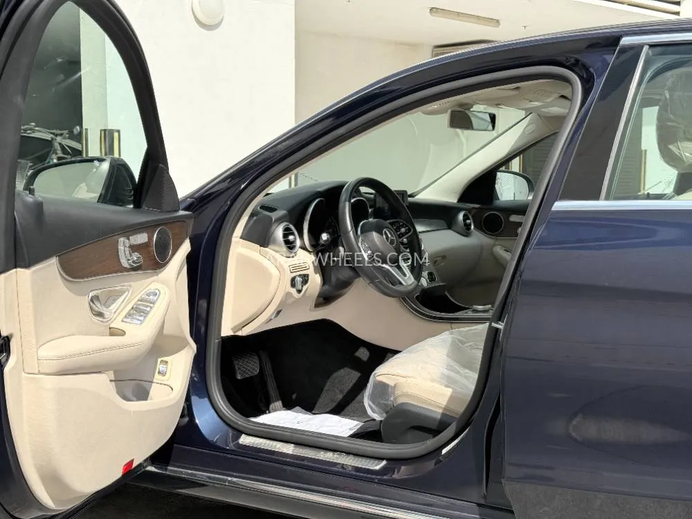 Mercedes Benz C Class 2019 for Sale in Dubai Image-9