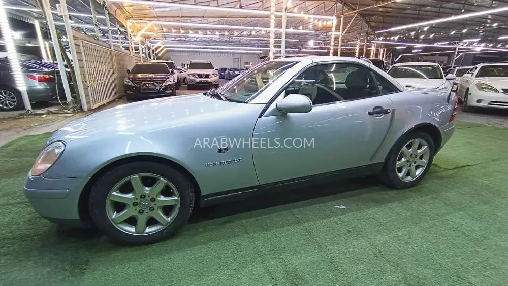 Mercedes Benz SLK Class 2002 for Sale in Ajman Image-6