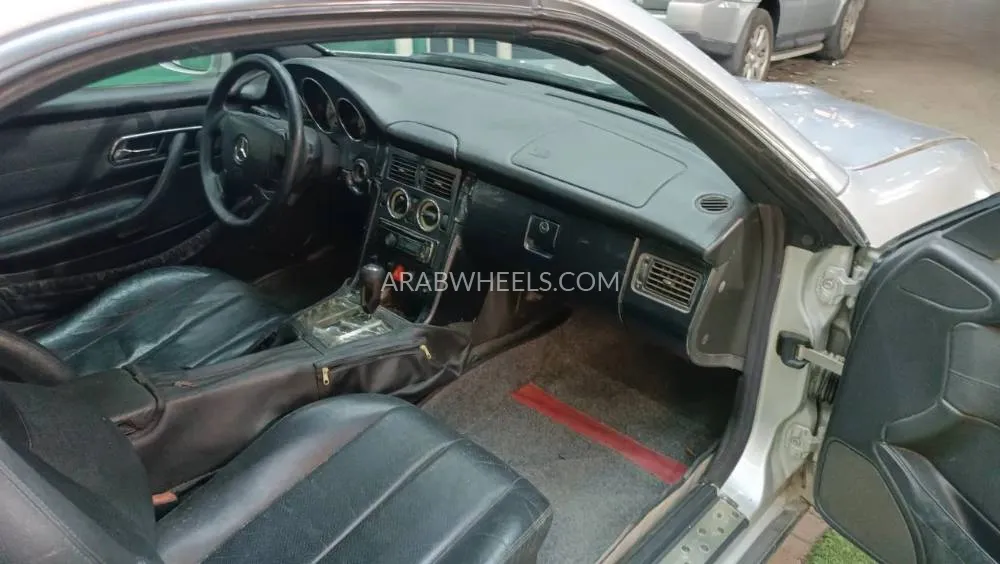 Mercedes Benz SLK Class 2002 for Sale in Ajman Image-11