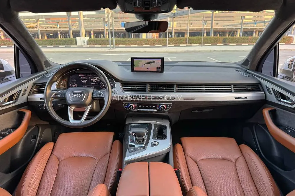 أودي Q7 2018 for Sale in دبي Image-6