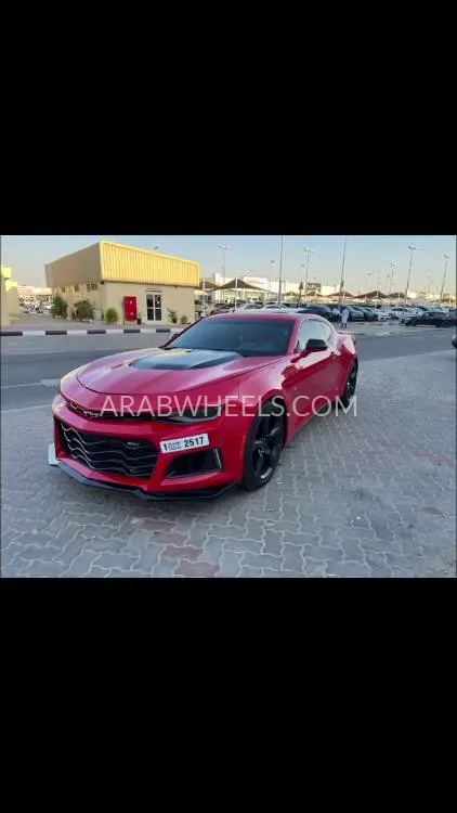 شيفروليه كامارو 2017 for Sale in الشارقة Image-3