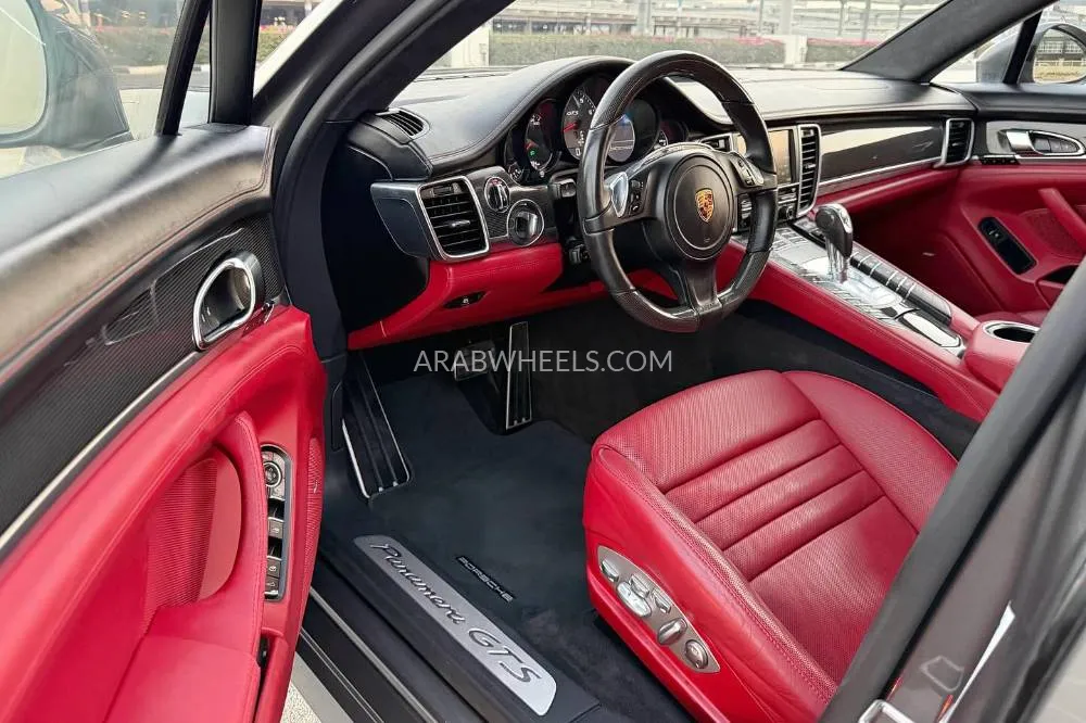 Porsche Panamera 2016 for Sale in Dubai Image-5