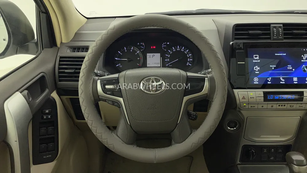 Toyota Land Cruiser Prado 2022 for Sale in Dubai Image-17