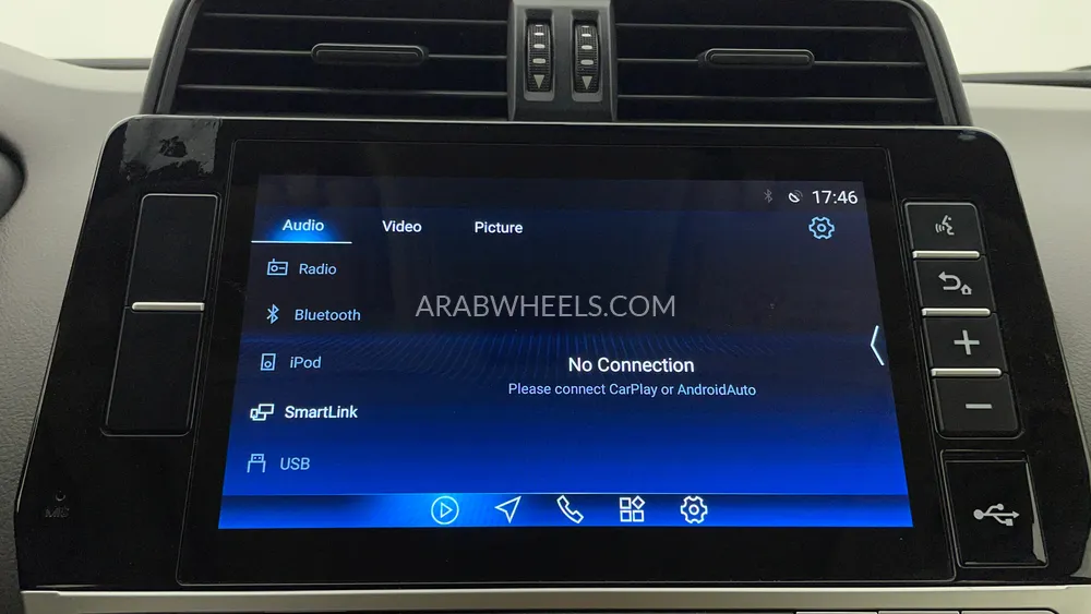 Toyota Land Cruiser Prado 2022 for Sale in Dubai Image-35