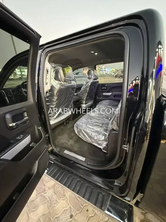 Chevrolet Silverado 2014 for Sale in Dubai Image-8